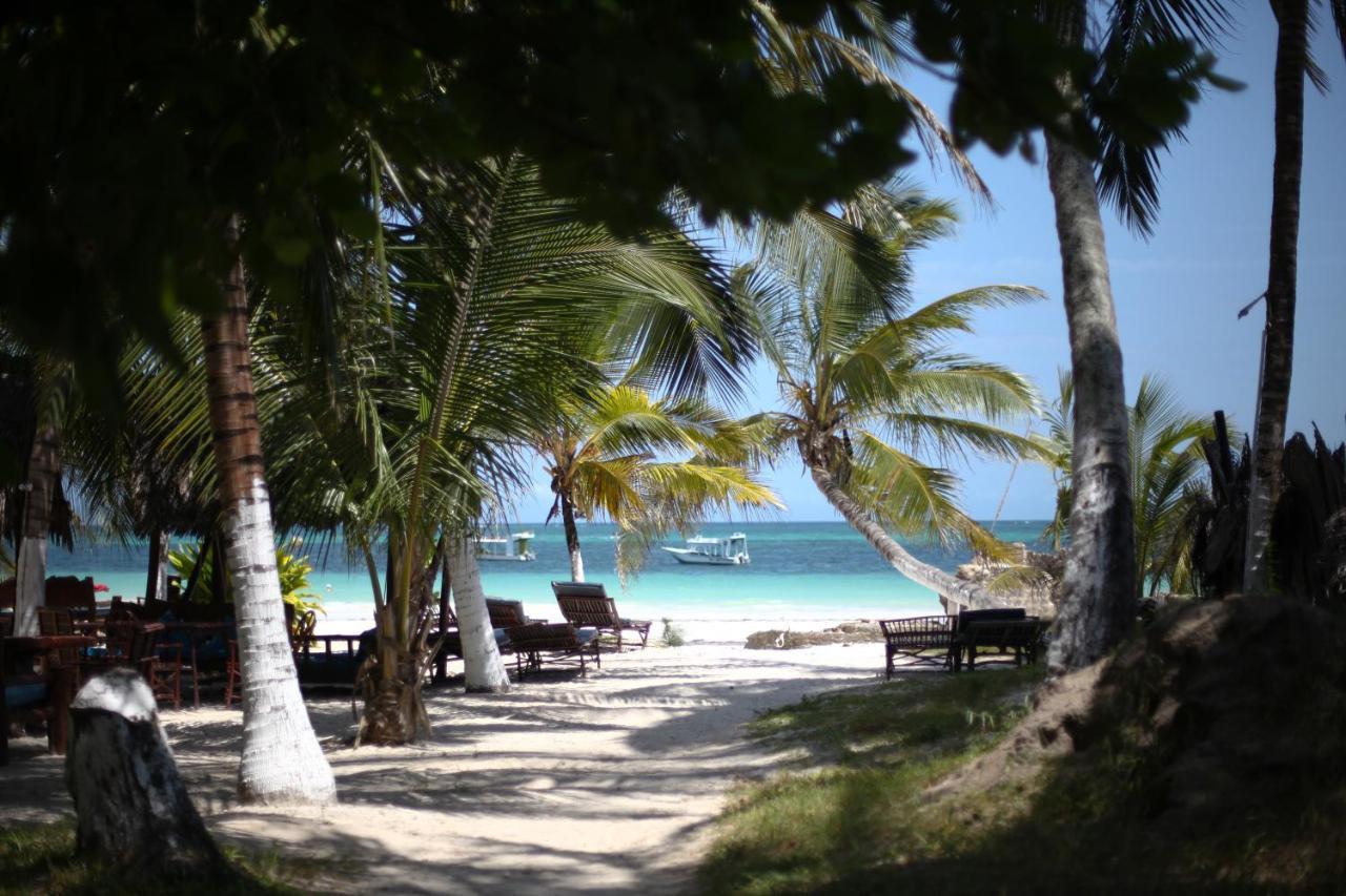 Coconut Village Beach Resort Diani Beach Exteriér fotografie